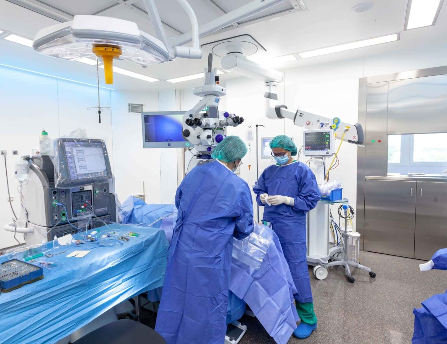 quiròfan Oftalis - Institut Oftalmologia Clínica Girona
