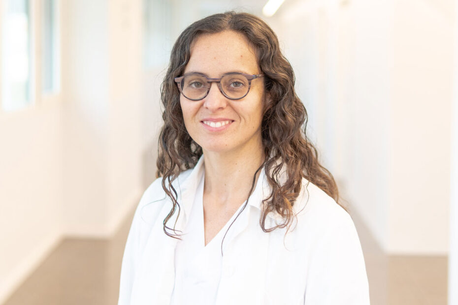 Dra. Cristina Huguet oftalmòloga retina quirúrgica i mèdica Oftalis - Institut Oftamologia Clínica Girona